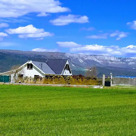 Casa - Madera Canadiense Chalet