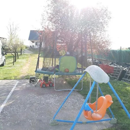 Casa - Madera Canadiense Chalet